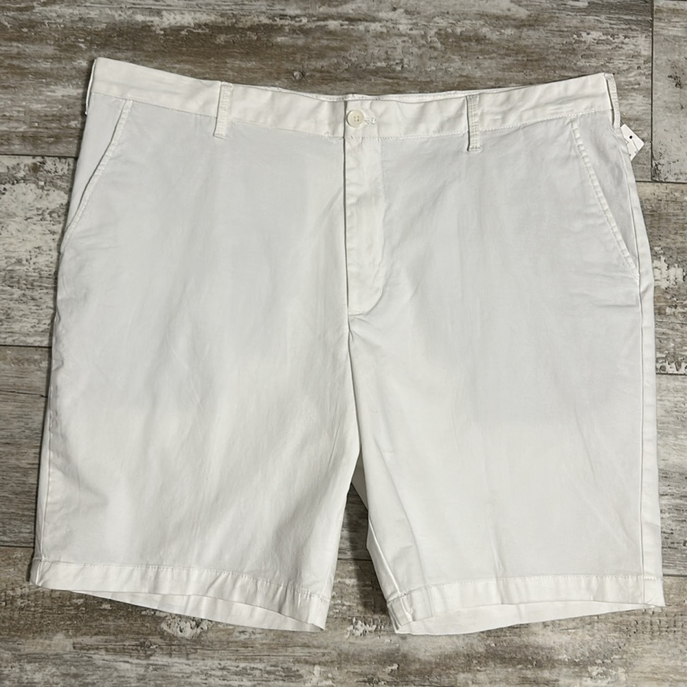 Izod Flat front Saltwater Twill Shorts